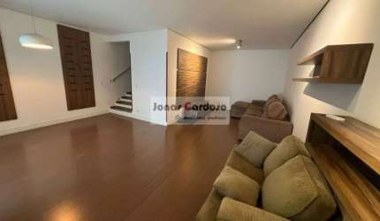 Imperdível oportunidade: Casa à venda na Vila Suissa, Mogi das Cruzes-SP! 3 quartos, 1 suíte, 2 salas, 3 banheiros, 3 vagas, 155 m². Por R$: 780 mil.