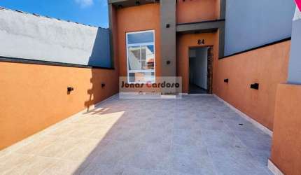 Casa assobrada no Condomínio Rubi com 3 Quartos sendo 2 Suítes, cozinha planejada, sala ampla. Mogi das Cruzes-SP. Por R$: 815 mil.