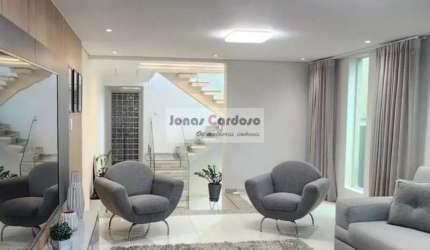 Imperdível: Casa à venda em Mogi das Cruzes-SP, Vila Suissa. 3 quartos, 3 suítes, 2 salas, 4 banheiros, 6 vagas, 230m². Por R$: 980 mil.