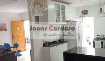 Imperdível oportunidade de Casa à venda em Mogi das Cruzes-SP, Vl São Sebastião: 3 quartos, 1 suíte, 1 sala, 3 banheiros, 2 vagas, 115m². Por 550 Mil.