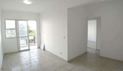 Apartamento com 2 quartos à venda na Rua Maricá, Campinho, Rio de Janeiro, 60 m2 por R$ 165.000