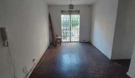 Apartamento com 2 quartos à venda na Rua Carlos Palut, Taquara, Rio de Janeiro, 50 m2 por R$ 216.000