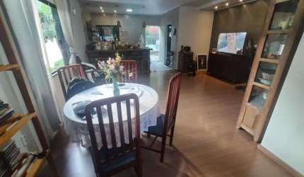 Casa com 3 quartos à venda na Rua Projetada L, Xerém, Duque de Caxias, 360 m2 por R$ 900.000