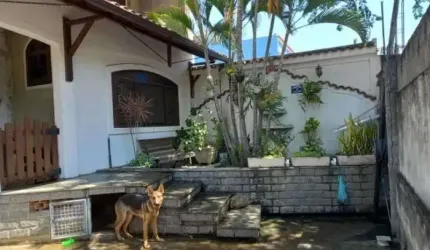 Casa com 4 quartos à venda na Rua Mimosa, Curicica, Rio de Janeiro, 454 m2 por R$ 675.000