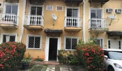 Casa em condomínio fechado com 2 quartos à venda na Rua das Hortências, Vila Valqueire, Rio de Janeiro, 100 m2 por R$ 660.000
