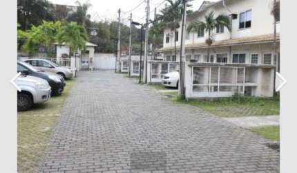 Casa em condomínio fechado com 2 quartos à venda na Rua Oswaldo Lussac, Taquara, Rio de Janeiro, 50 m2 por R$ 270.000