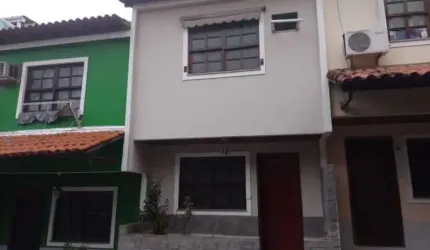 Casa em condomínio fechado com 2 quartos à venda na Rua Goianinha, Curicica, Rio de Janeiro, 60 m2 por R$ 320.000