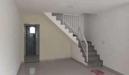 Casa em condomínio fechado com 3 quartos à venda na Rua Ana Cristina Cesar, Freguesia (Jacarepaguá), Rio de Janeiro, 155 m2 por R$ 300.000