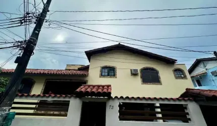 Casa com 3 quartos à venda na Rua Ana Teles, Campinho, Rio de Janeiro, 200 m2 por R$ 290.000