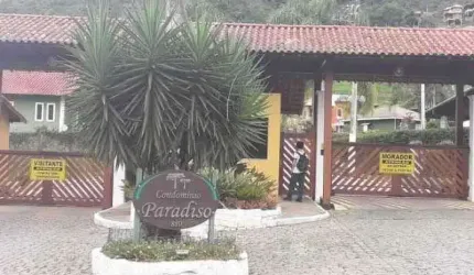 Casa em condomínio fechado com 3 quartos à venda na Estrada Isaías Vidal, Albuquerque, Teresópolis, 420 m2 por R$ 425.000