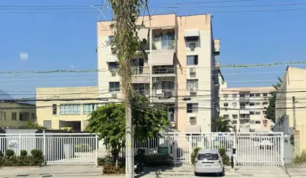 Apartamento com 2 quartos à venda na Rua Godofredo Viana, Taquara, Rio de Janeiro, 65 m2 por R$ 235.000