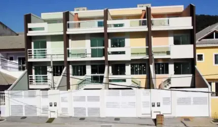 Casa em condomínio fechado com 4 quartos à venda na Rua Lagoa Bonita, Vargem Grande, Rio de Janeiro, 260 m2 por R$ 560.000