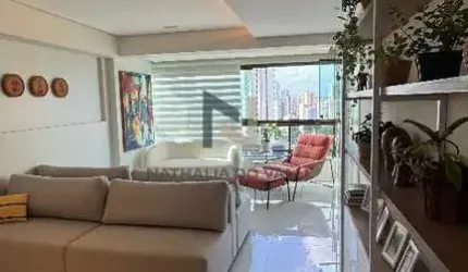 Porteira fechada, reforma recente e luxuosa em Casa Forte/ Santana