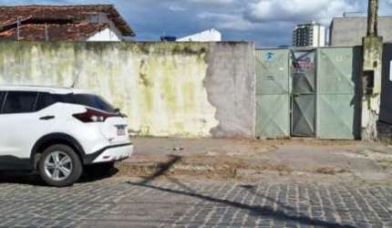 Oportunidade para adquirir um terreno localizado no Bairro Ponto central em Feira de Santana!