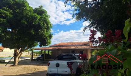Oportunidade imperdível: Sitio com piscina disponível para venda - uma terefa de meia, em Feira de Santana