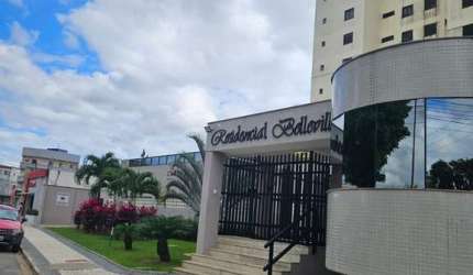 Impecável apartamento de 3 quartos no Ponto Central, Feira de Santana-BA: 1 suíte, 1 sala, 2 banheiros, 1 vaga, 98m².