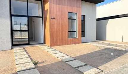 Casa em Condomínio de Luxo à Venda em Feira de Santana-BA, Bairro Sim: 3 Quartos, 1 Suíte, 216m² de Área e Mais!
