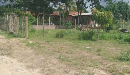 Oportunidade imperdível! Terreno com 2 tarefas ? Ideal para loteamento ou condomínio localizado ente Jardim Brasil