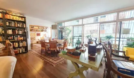 Apartamento com 206 m² com 4 quartos, 1 suíte, 2 vagas!