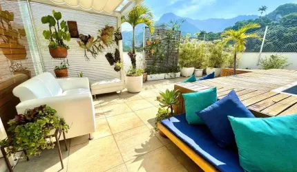 Cobertura toda reformada, terraço com piscina na Gávea!