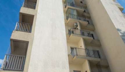 'Espaçosa cobertura duplex de 3 dormitórios e duas vagas de garagem: seu novo lar perto de tudo!'
