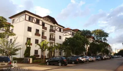 'Apartamento recém reformado de 3 dormitórios em condomínio charmoso e seguro no Jardim Santa Cruz!'