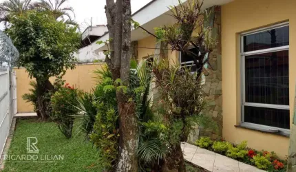 'Espetacular Casa Térrea na Vila Rosália, Guarulhos: Um Oásis Junto ao Lago dos Patos!'