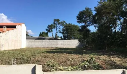 Descubra o seu refúgio de luxo no coração do Jardim dos Pinheiros, em Atibaia!