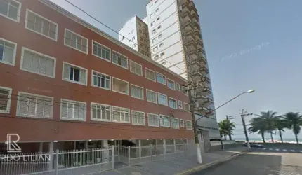 'Seu Refúgio à Beira-Mar: Apartamento de 2 Dormitórios na Cidade Ocian, a 100 metros da Orla!'