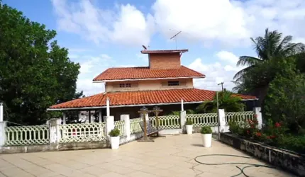 Espetacular Casa em Condomínio à Venda em Lauro de Freitas-BA, Bairro Portão: 4 Quartos, 3 Suítes, 3 Salas, 6 Banheiros, 472m²