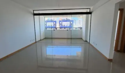 Apartamento na Pituba: 3 Quartos, 2 Suítes, 2 Salas, 4 Banheiros, 3 Vagas de Garagem - 123m²