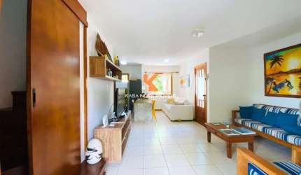 Excelente Casa em Condomínio na Praia do Forte Mata de São João-BA: 3 Quartos, 2 Suítes, 2 Salas, 3 Banheiros, 2 Vagas de Garagem!