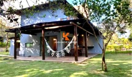 Imperdível! Casa em condomínio na Praia do Forte, Mata de São João-BA: 3 quartos, 2 suítes, 2 salas, 3 banheiros, 2 vagas, 200m²
