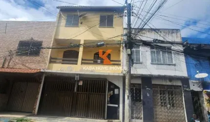 Imperdível Casa à Venda em Salvador-BA: 3 Quartos, 1 Suíte, 2 Salas, 3 Banheiros, 2 Vagas de Garagem!