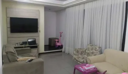 Apartamento de 3 quartos na Graça, Salvador-BA com 115 m², suíte, 2 salas e 2 vagas de garagem!