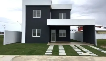 Casa em Condomínio - Camaçari-BA: 3 Quartos, 2 Suítes, 2 Salas, 4 Banheiros, 2 Vagas, 203 m².