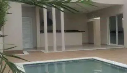 Lindo Sobrado para Locação, para quem busca Sofisticação e conforto, toda planejada com Ar Condicionado.