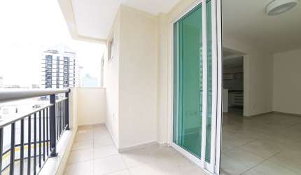 Apartamento com 2 dormitórios à venda no Centro