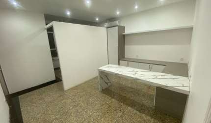 Sala para locação, ideal pra consultório, sem vaga de garagem