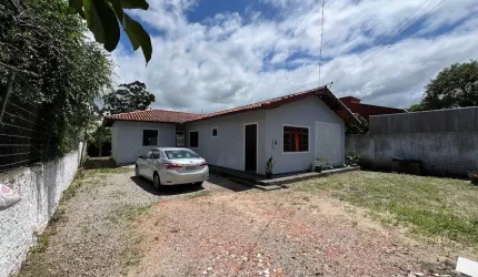 Casa ampla em terreno de 450 Mt Campeche Preço de Ocasião