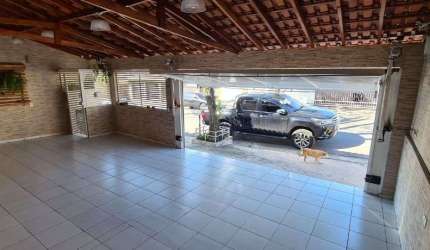 Casa com 3 dormitórios à venda, 200 m² por R$ 900.000,00 - Jardim Paramount - São Bernardo do Campo/SP