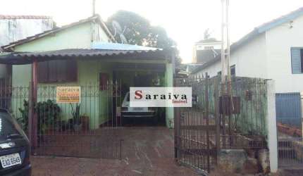 Casa com 3 dormitórios à venda, 372 m² por R$ 210.000,00 - Centro - Itapuí/SP