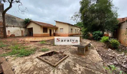 Casa com 3 dormitórios à venda, 282 m² por R$ 1.100.000,00 - Centro - Itapuí/SP