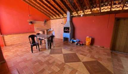 Casa com 2 dormitórios à venda, 145 m² por R$ 200.000,00 - Jardim Bica de Pedra - Itapuí/SP