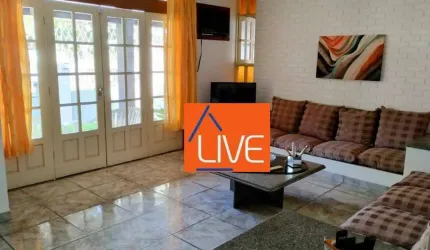 LIVE vende: Ótima Casa com 4 quartos, suite e closet, com 160 m² por R$ 1.200.000 - São Francisco - Niterói/RJ