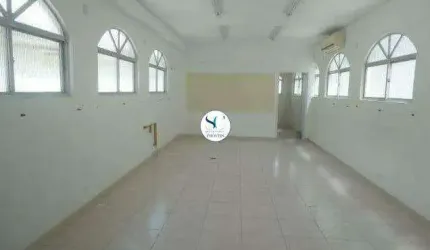 Sobrado Triplex com edícula e 10 salas no Gonzaga em Santos
