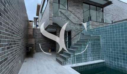 Vende-se Casa Sobreposta Alta no bairro do Embaré na cidade de Santos