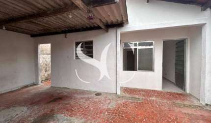 Vende-se casa de 03 dormitórios mais edícula no bairro de Samambaia na cidade de Praia Grande