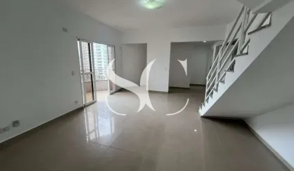 Vende-se Cobertura Duplex com 04 dormitórios sendo 03 Suítes e 04 Salas - a 50m da Praia