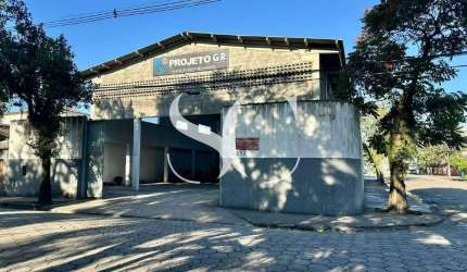 Aluga-se galpão de 540m² de área no Jardim Casqueiro em Cubatão